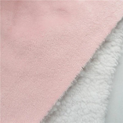 Coperta in tessuto con cappuccio